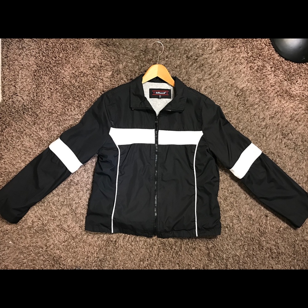 Black/white jacket
